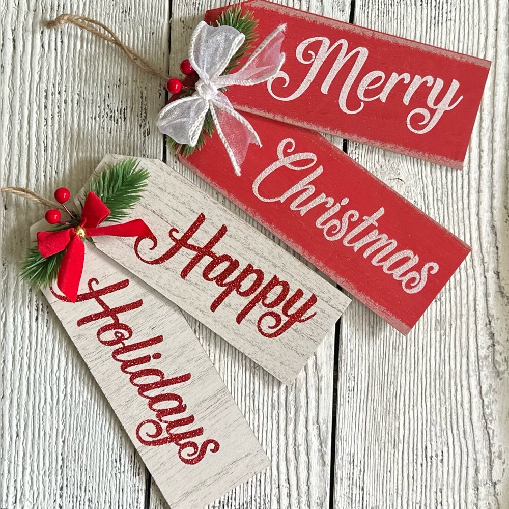 New~Wooden Christmas Tag Decor